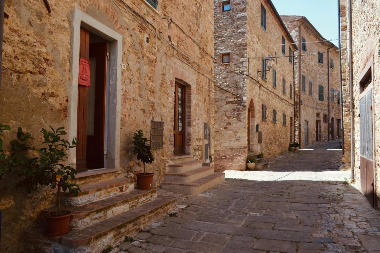 The 4 Senses Experience Villa Suvereto Exterior photo